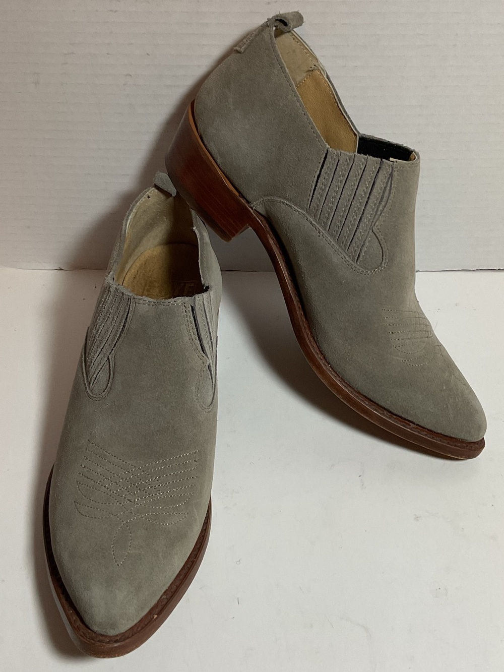 Frye Billy Shootie Gray Suede Leather Booties